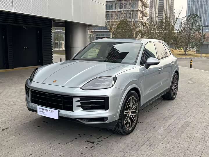 Фото 1 - Porsche Cayenne
