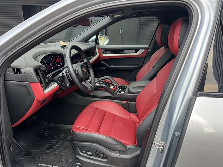 Фото 4 - Porsche Cayenne