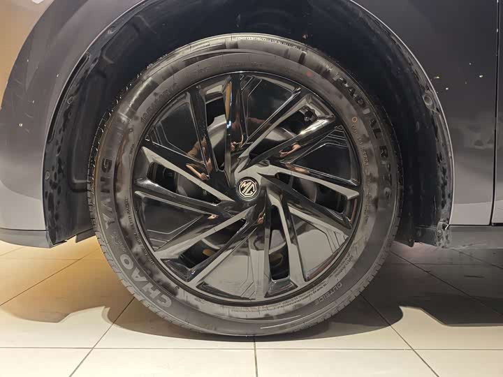 Фото 5 - MG Motor 4 EV