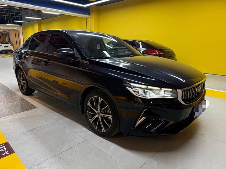 Фото 3 - Geely Emgrand