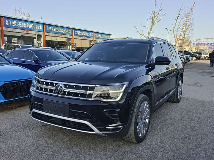 Фото 1 - Volkswagen Teramont Pro