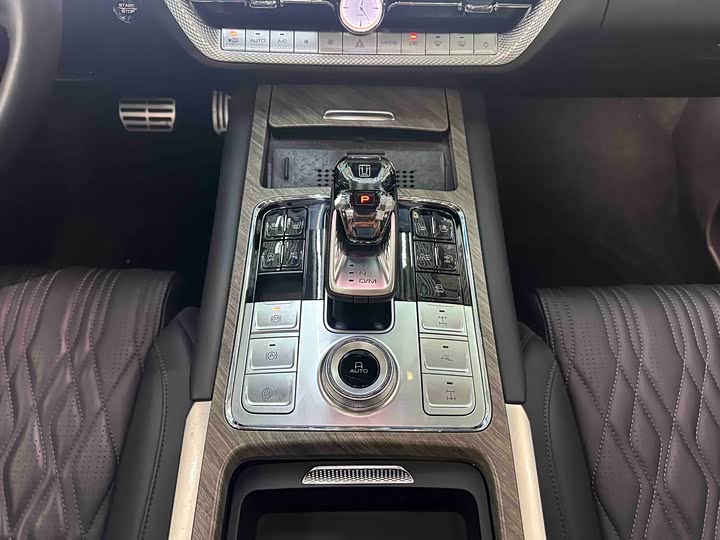 Фото 8 - Tank 500