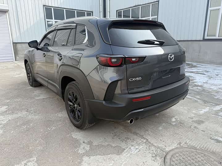 Фото 4 - Mazda CX-50
