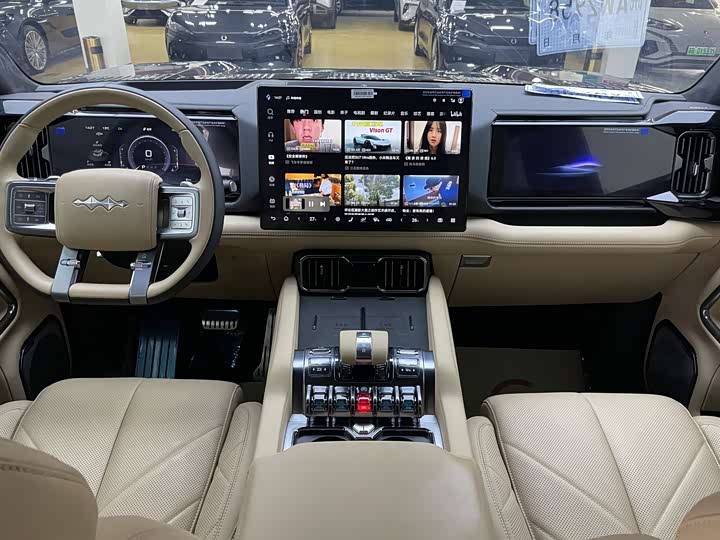 Фото 7 - BYD FangChengBao Leopard 8