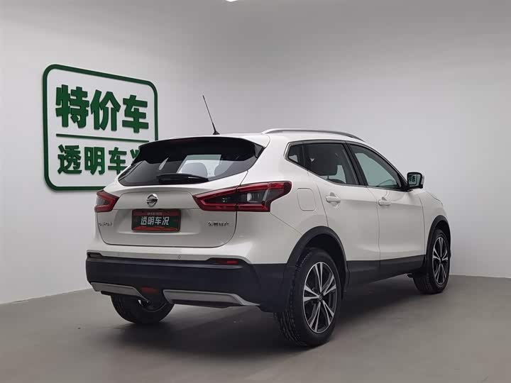 Фото 2 - Nissan Qashqai