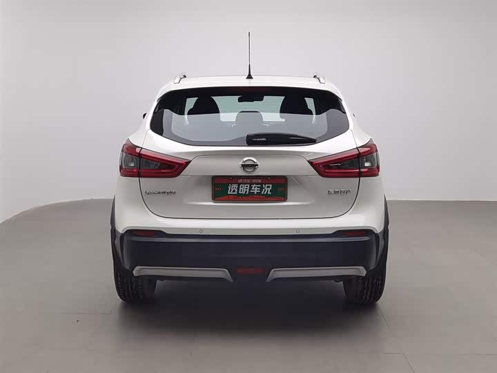 Фото 4 - Nissan Qashqai