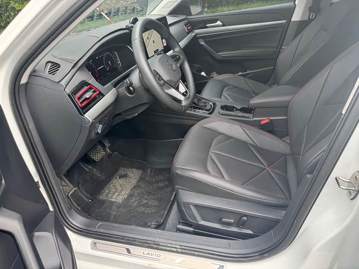 Фото 5 - Volkswagen Lavida