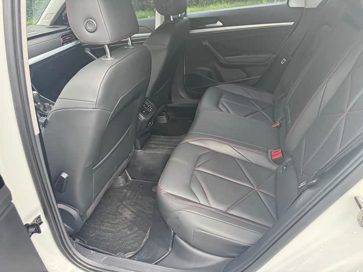 Фото 7 - Volkswagen Lavida