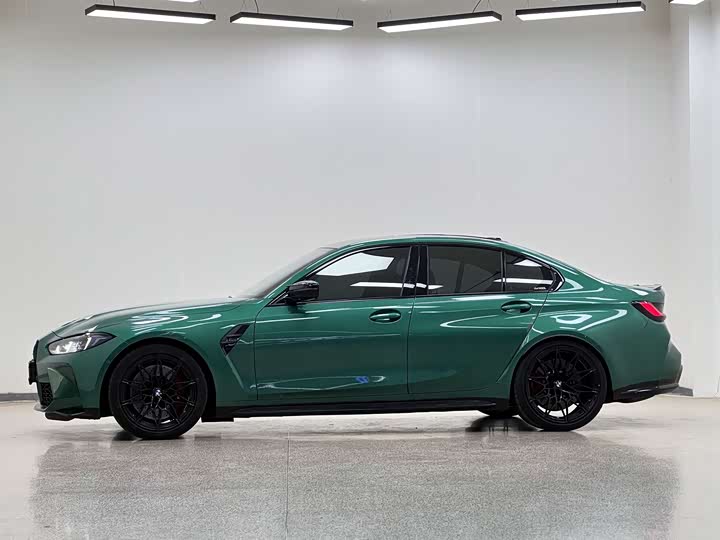 BMW M3 2024 2024款 M3四门轿车 M xDrive 雷霆版
