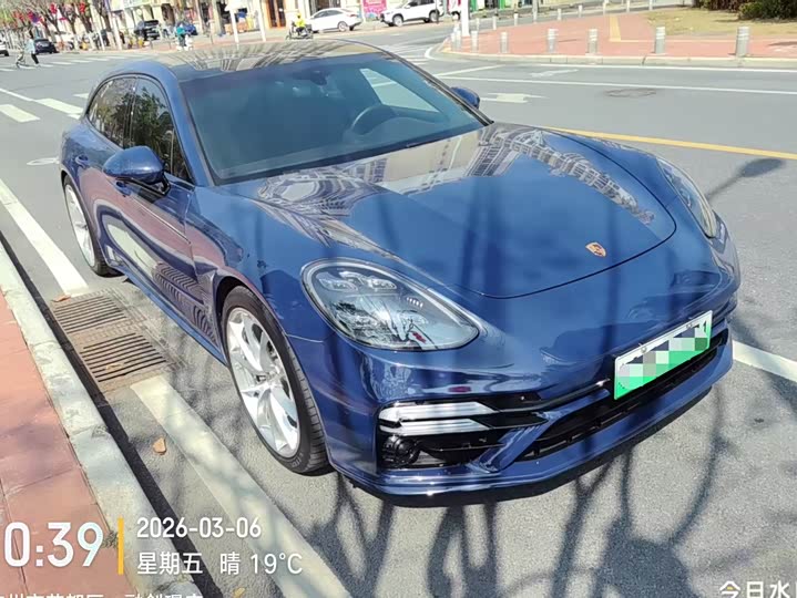 Фото 3 - Porsche Panamera Hybrid
