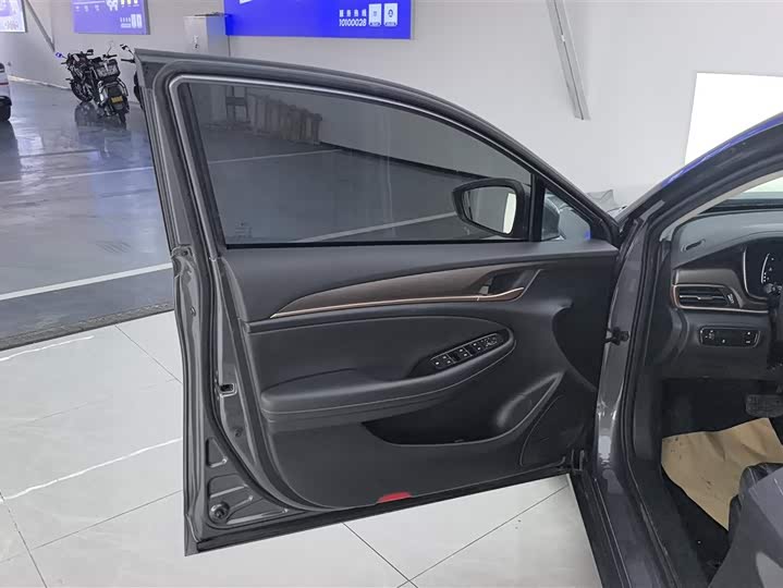 Фото 7 - GAC Trumpchi GA6