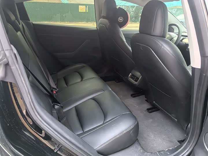 Фото 5 - Tesla Model 3