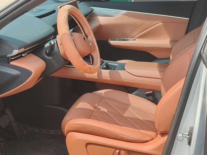 Фото 4 - Changan Deepal S05