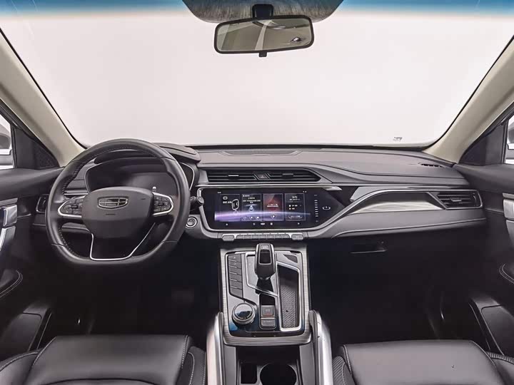 Фото 5 - Geely Atlas