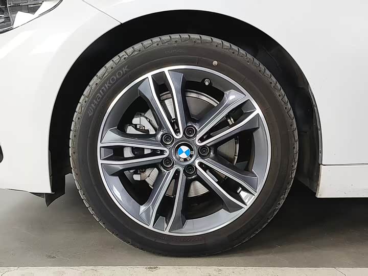 Фото 4 - BMW 1 Series