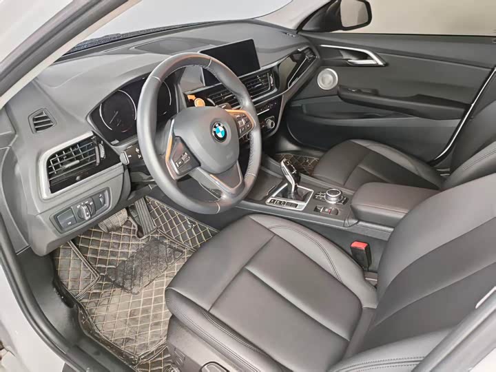 Фото 6 - BMW 1 Series