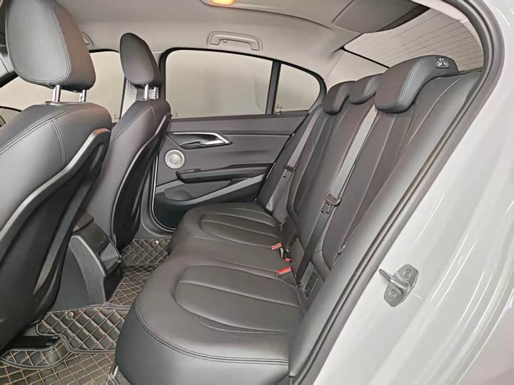 Фото 8 - BMW 1 Series