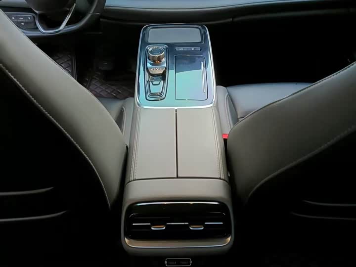 Фото 6 - GAC Aion S Plus