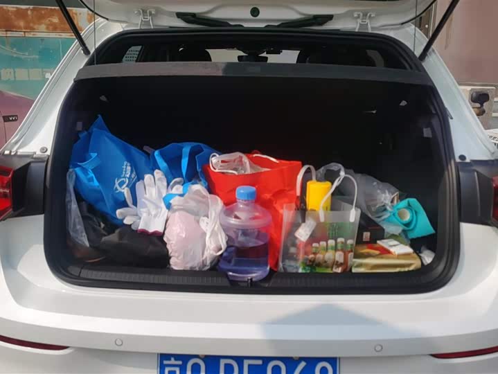 Фото 4 - Volkswagen Golf GTI