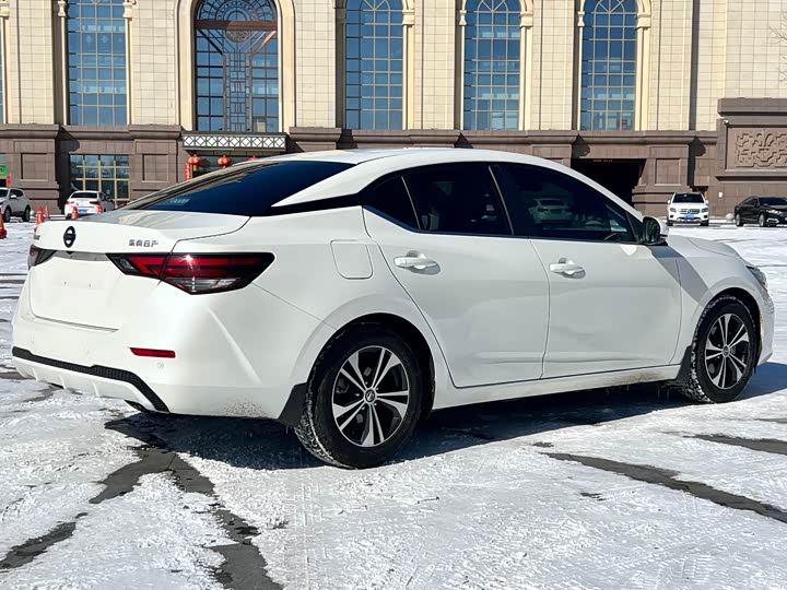 Фото 7 - Nissan Sylphy