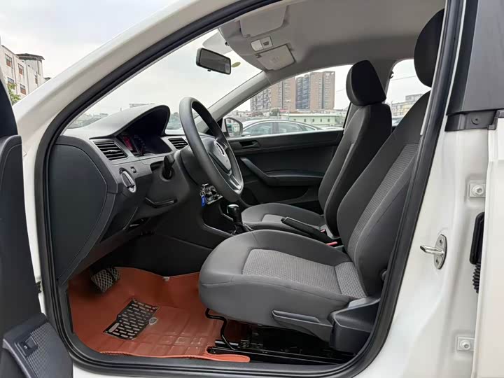 Фото 4 - Volkswagen Santana