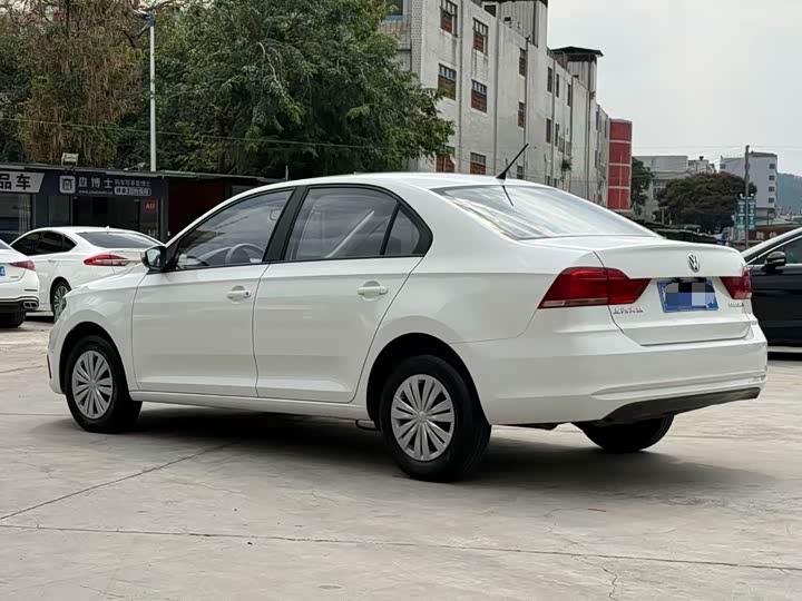 Фото 9 - Volkswagen Santana