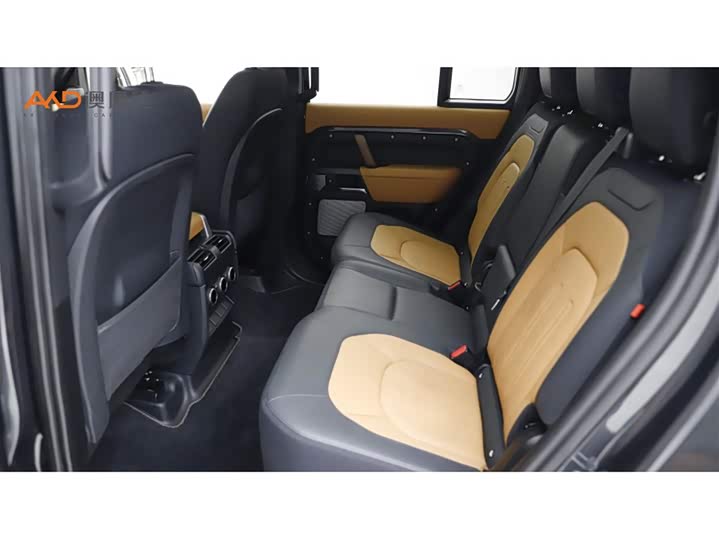 Фото 7 - Land Rover Defender