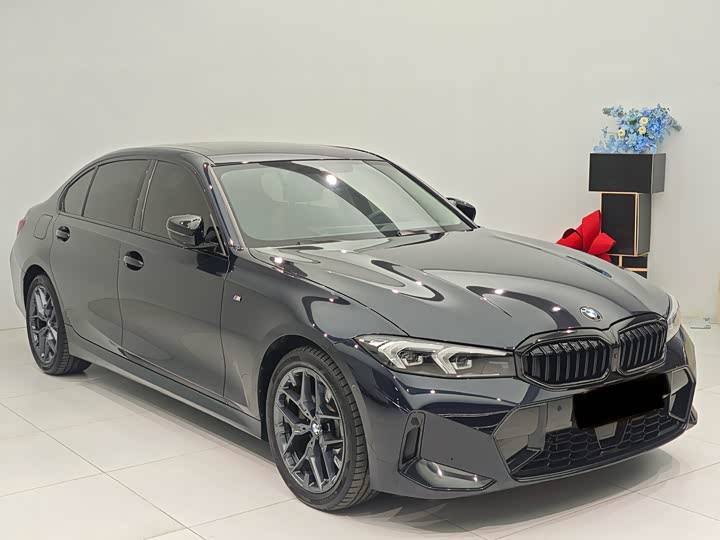 Фото 3 - BMW 3 Series