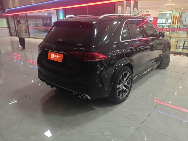 Фото 2 - Mercedes-Benz GLE-Class AMG
