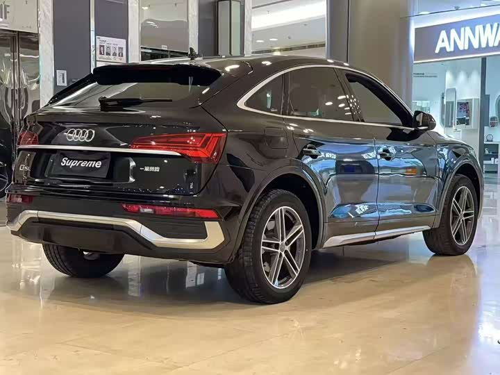 Фото 7 - Audi Q5L Sportback