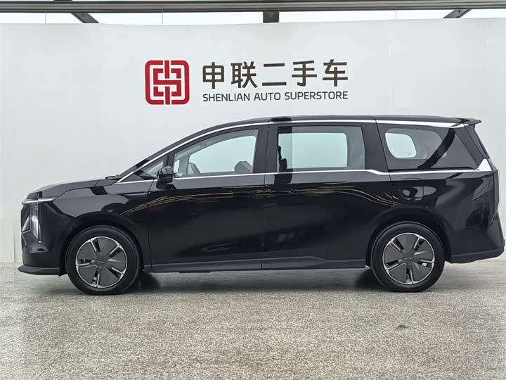 Фото 3 - Maxus Mifa 7