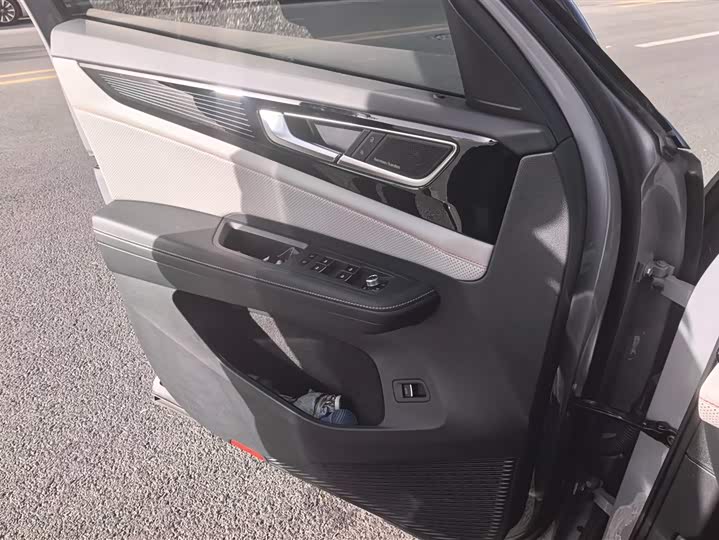 Фото 7 - Volkswagen Teramont X