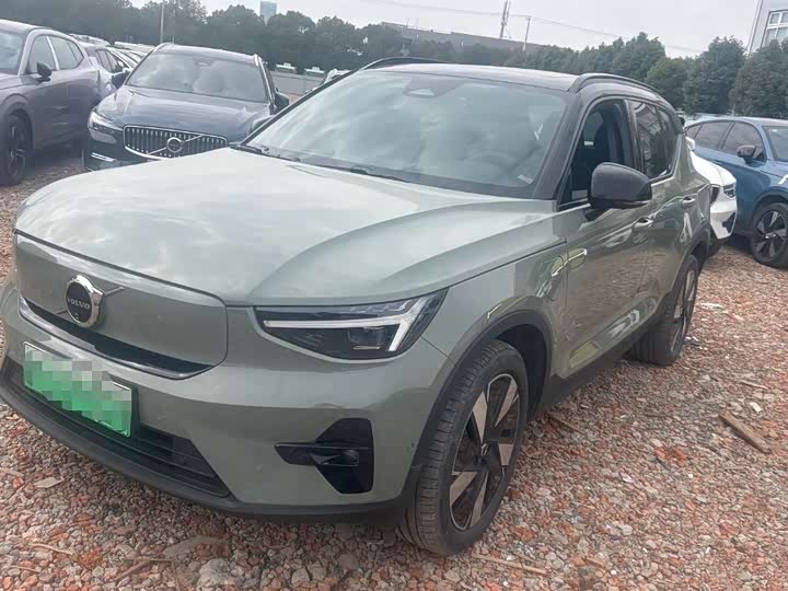 Фото 1 - Volvo XC40 EV