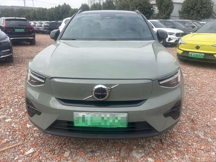 Фото 3 - Volvo XC40 EV