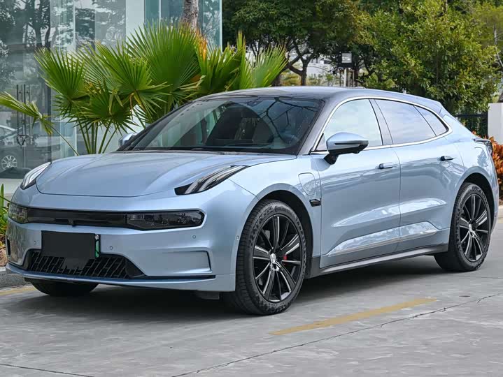 Фото 1 - Zeekr 001