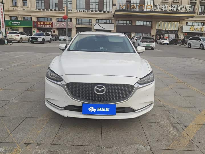 Photo 2 - Mazda Atenza