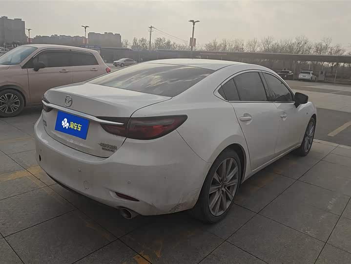 Photo 3 - Mazda Atenza