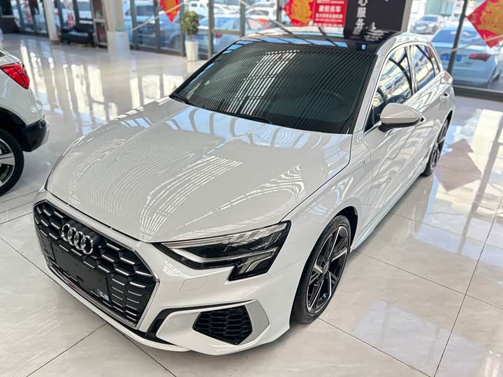 Фото 1 - Audi A3