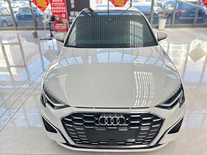 Фото 2 - Audi A3