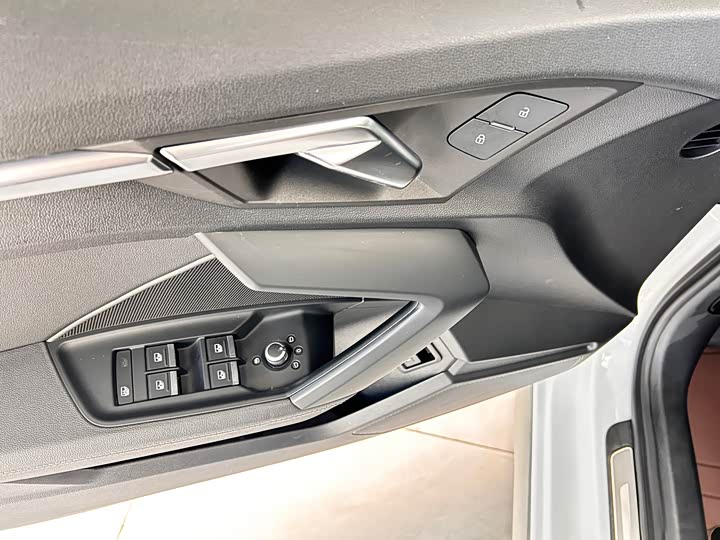 Фото 5 - Audi A3