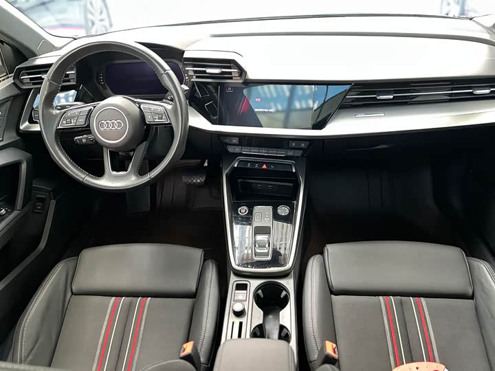 Фото 8 - Audi A3