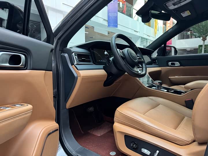 Фото 9 - LiXiang One