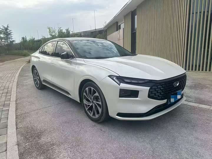 Photo 1 - Ford Mondeo