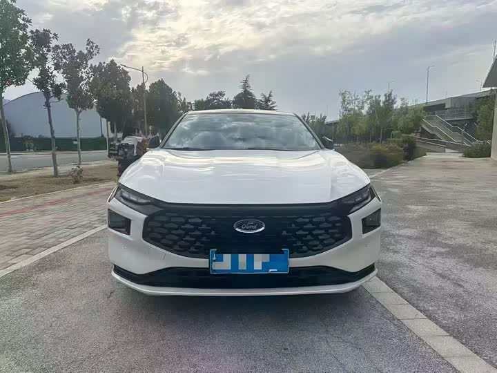 Photo 2 - Ford Mondeo