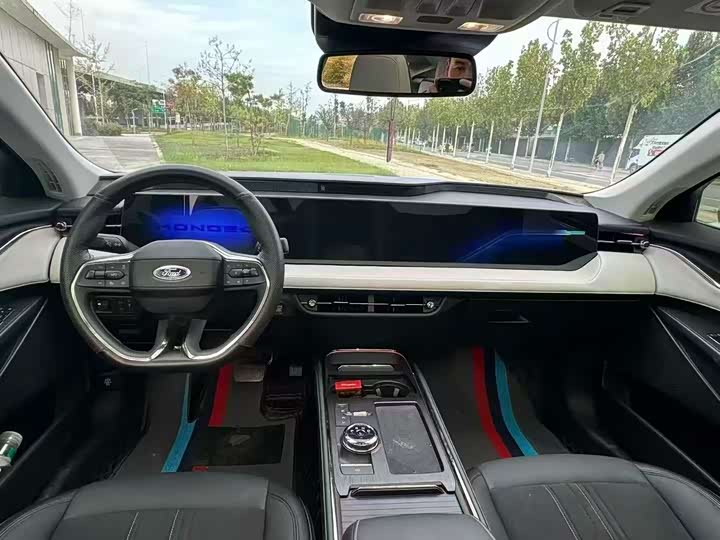 Photo 4 - Ford Mondeo