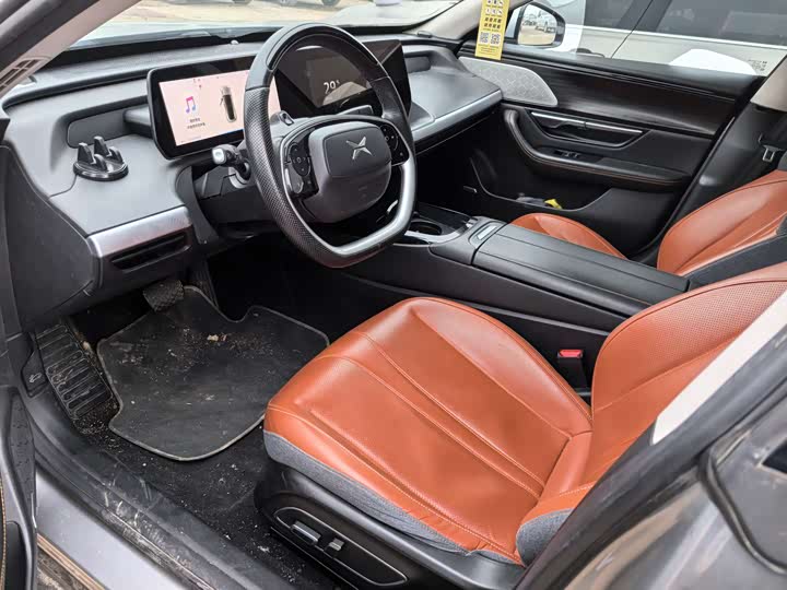 Фото 4 - XPeng P7