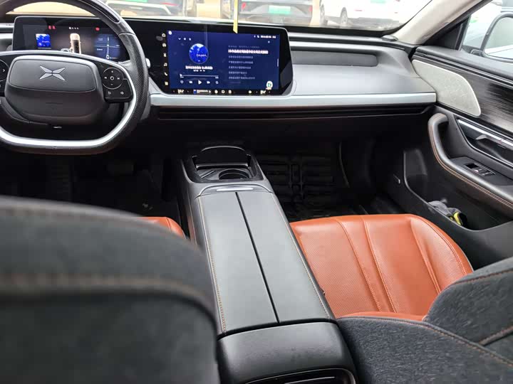 Фото 6 - XPeng P7