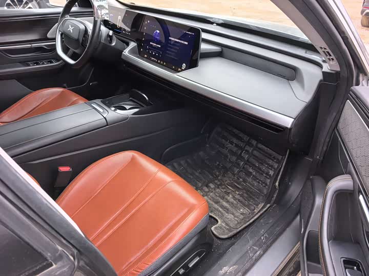 Фото 9 - XPeng P7