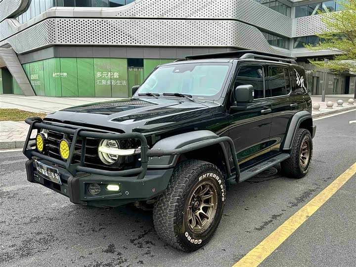 Фото 1 - Tank 300