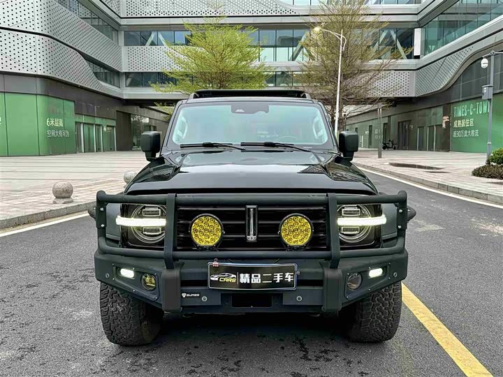 Фото 2 - Tank 300